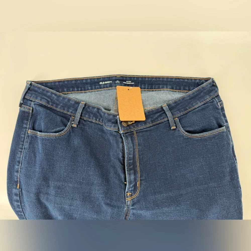 Old Navy Women's Mid Rise Wow Boot Cut Dark Blue Denim Jeans - Picture 4 of 5